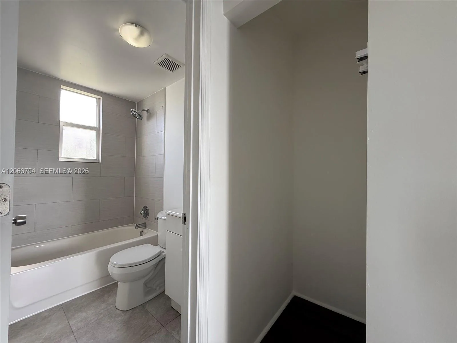 540 NW 7th St # 35, Miami, FL 33136 photo 8
