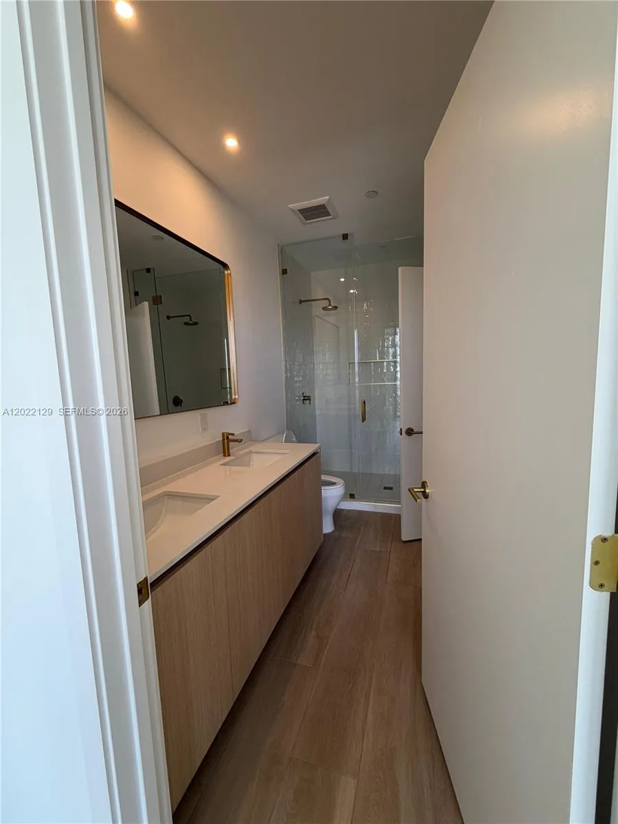 90 NE 32nd ST # 1110, Miami, FL 33145 photo 7
