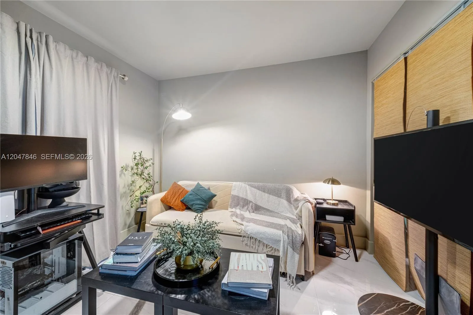 8668 NW 2nd Ter, Miami, FL 33126 photo 11