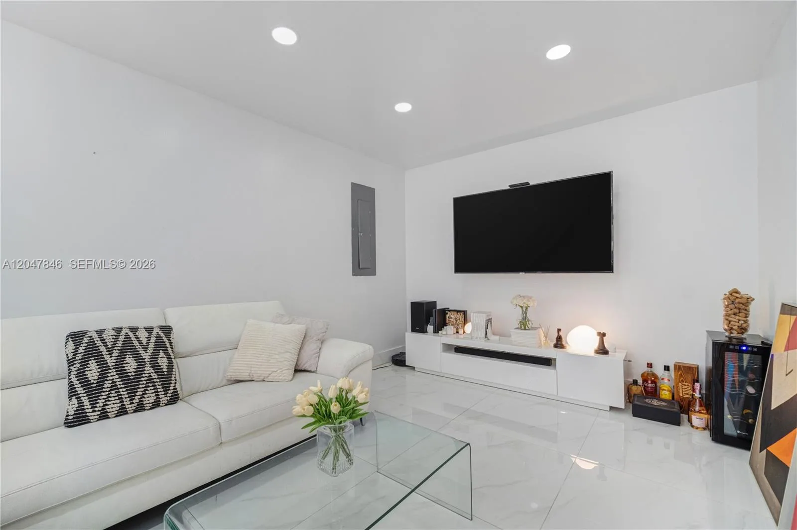 8668 NW 2nd Ter, Miami, FL 33126 photo 8
