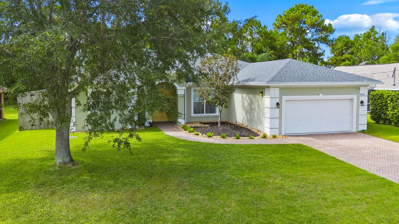 6175 NW EAST DEVILLE Circle, Port St. Lucie, FL 34986 photo 4