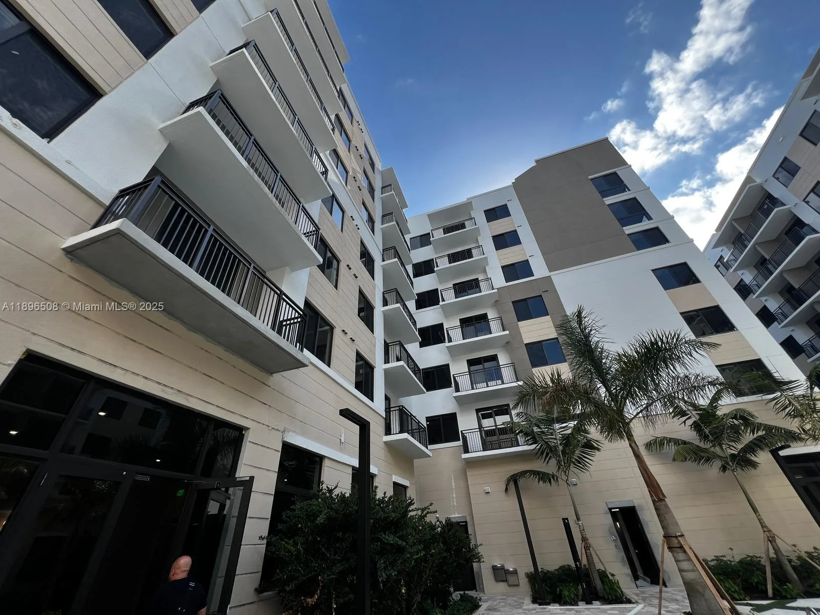 Bay Pointe Apartments – photo 14