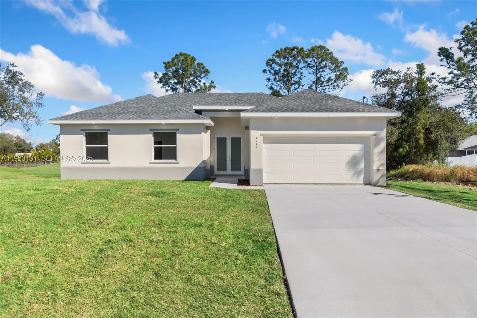 1918 WANDA AVE N # 1918, Lehigh Acres, FL 33971