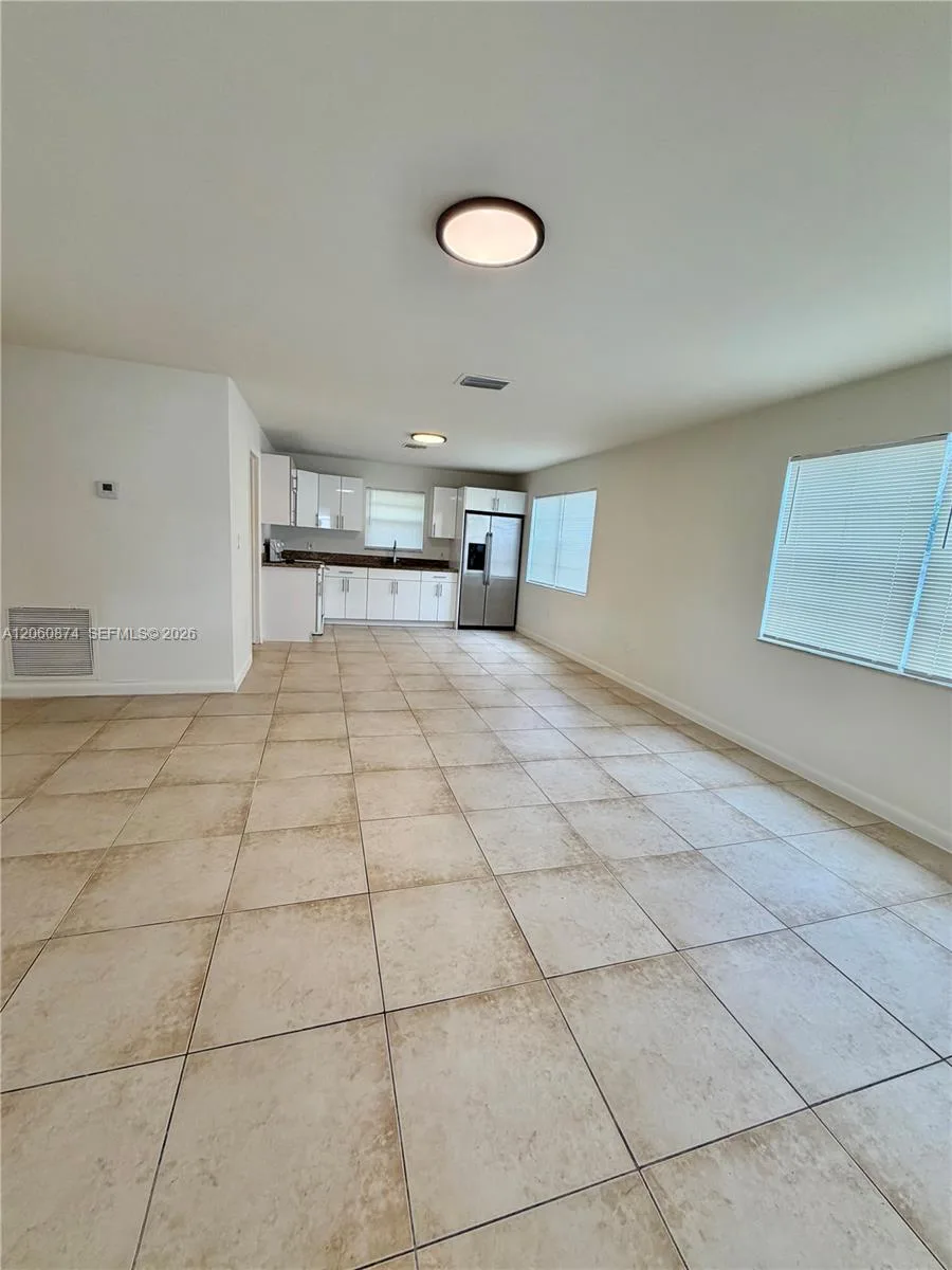 4073 SW 52nd St # s, Dania Beach, FL 33314