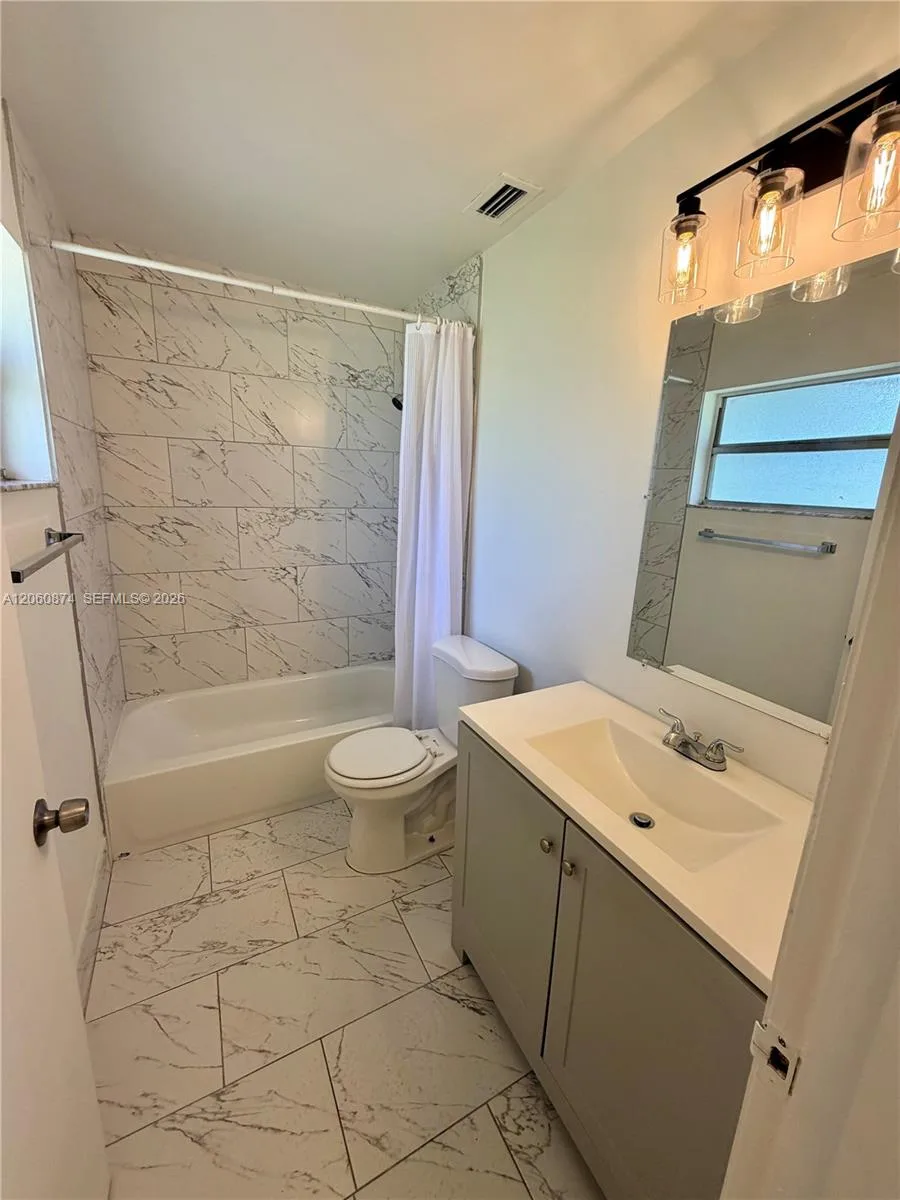 4073 SW 52nd St # s, Dania Beach, FL 33314 photo 10