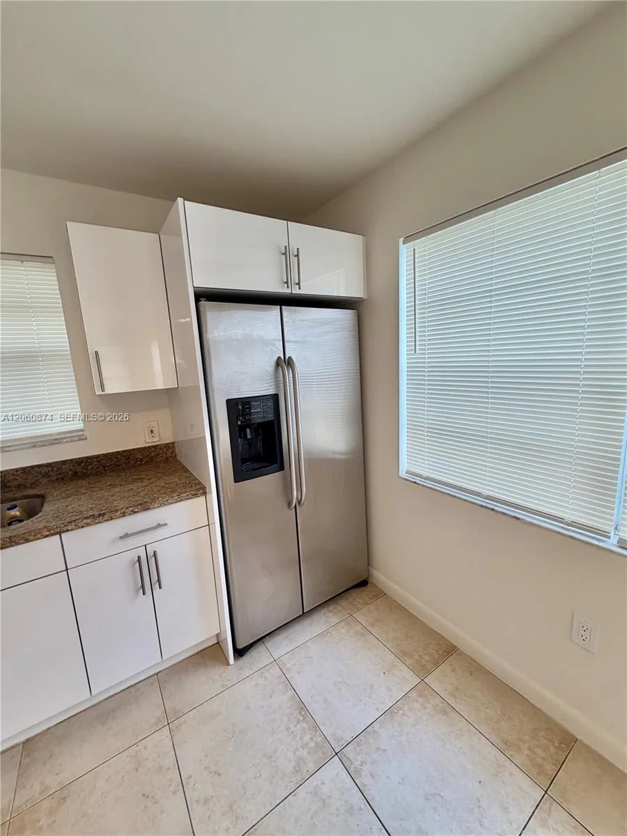 4073 SW 52nd St # s, Dania Beach, FL 33314 photo 2