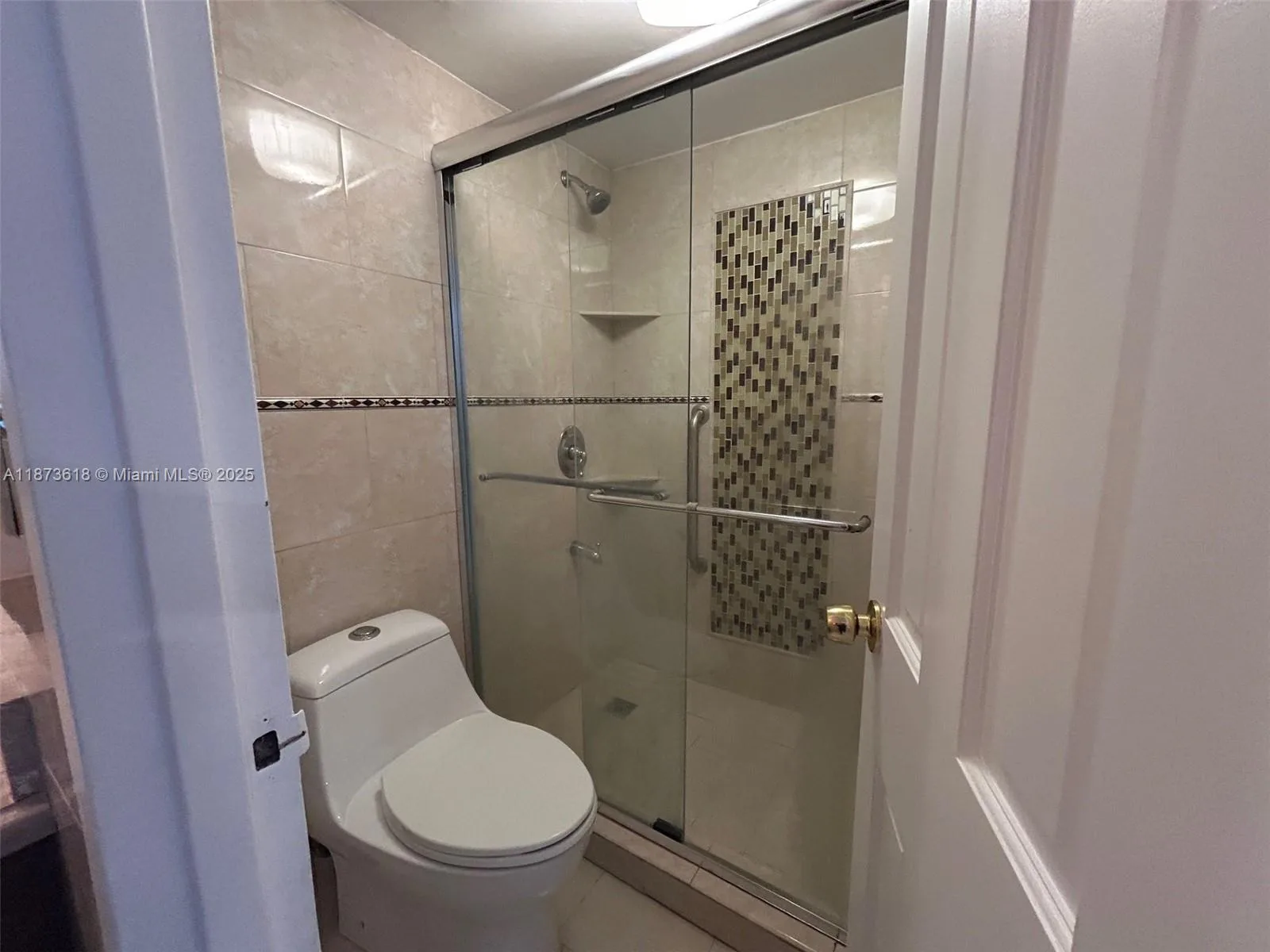 2899 Collins Ave # 1121, Miami Beach, FL 33140 photo 5