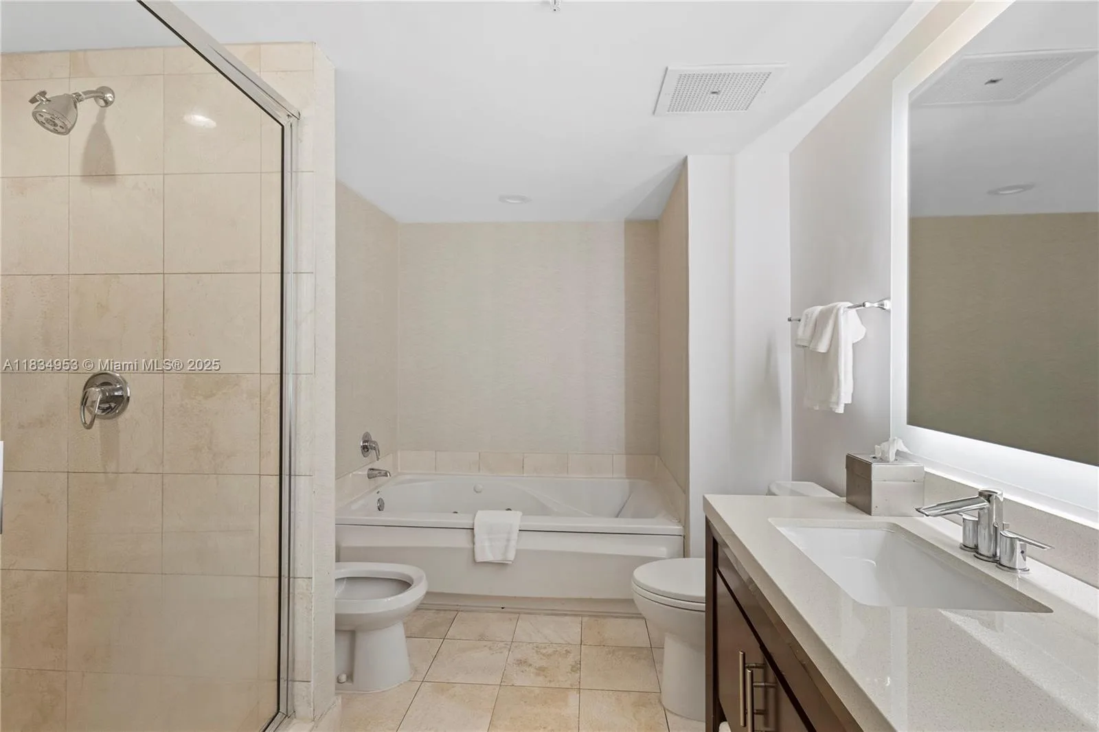 17375 Collins Ave # 1004, Sunny Isles Beach, FL 33160 photo 10