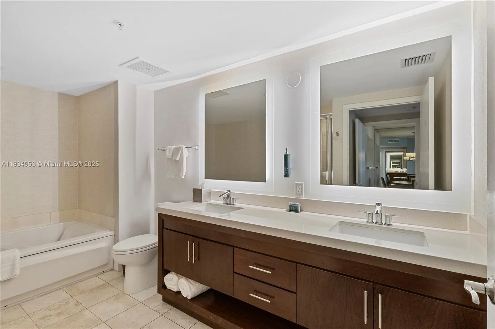 17375 Collins Ave # 1004, Sunny Isles Beach, FL 33160 photo 11