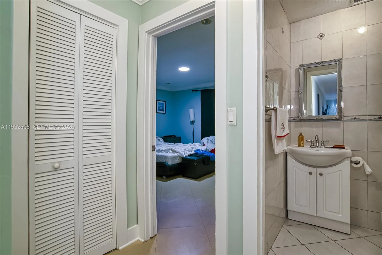 1457 Atlantic Shores Blvd, Hallandale Beach, FL 33009 photo 12