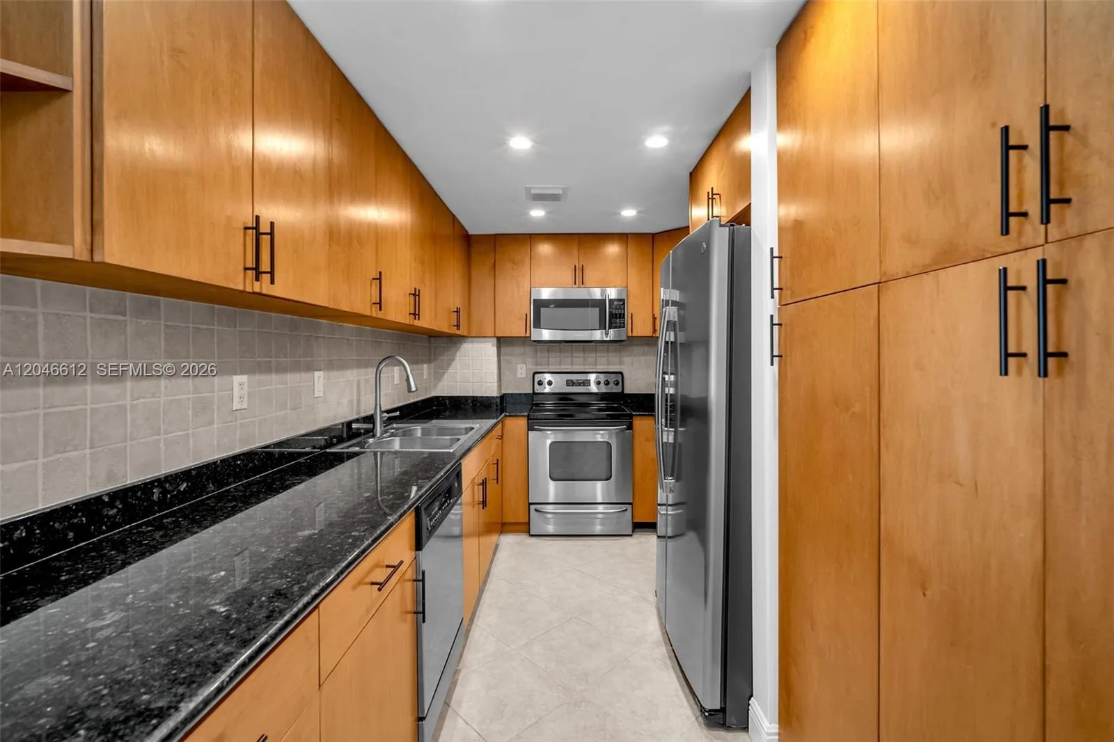 10350 W Bay Harbor Dr # 8F, Bay Harbor Islands, FL 33154 photo 8