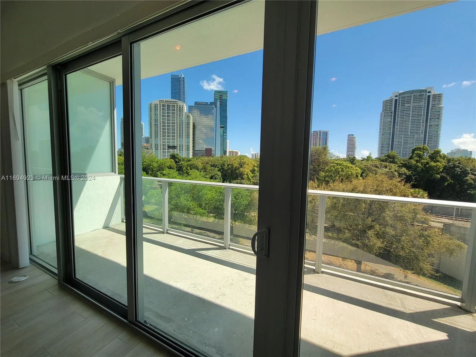 1600 SW 1 Ave # 411, Miami, FL 33129 photo 10