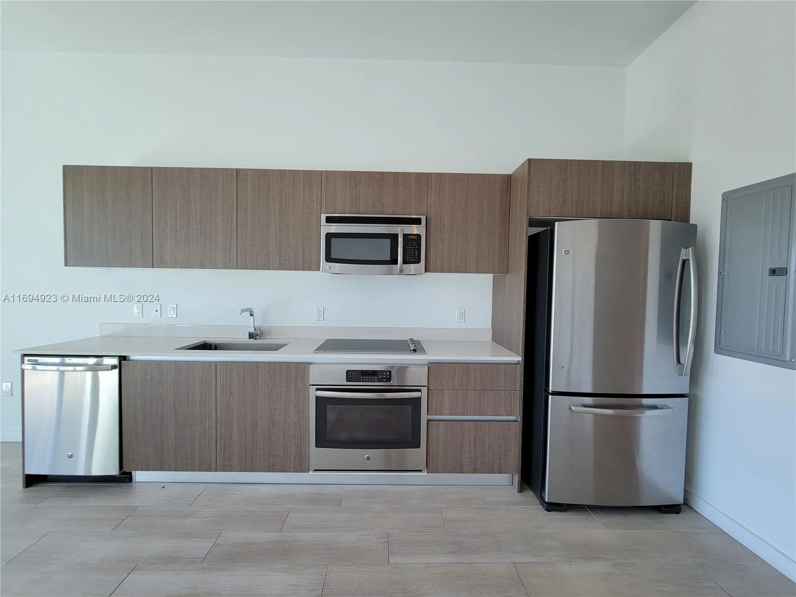 1600 SW 1 Ave # 411, Miami, FL 33129 photo 8