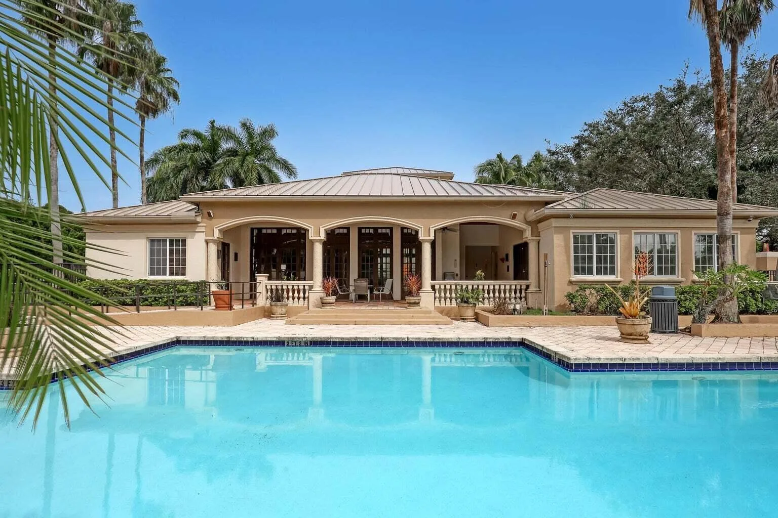 1400 S Crestwood Court S # 1407, Royal Palm Beach, FL 33411