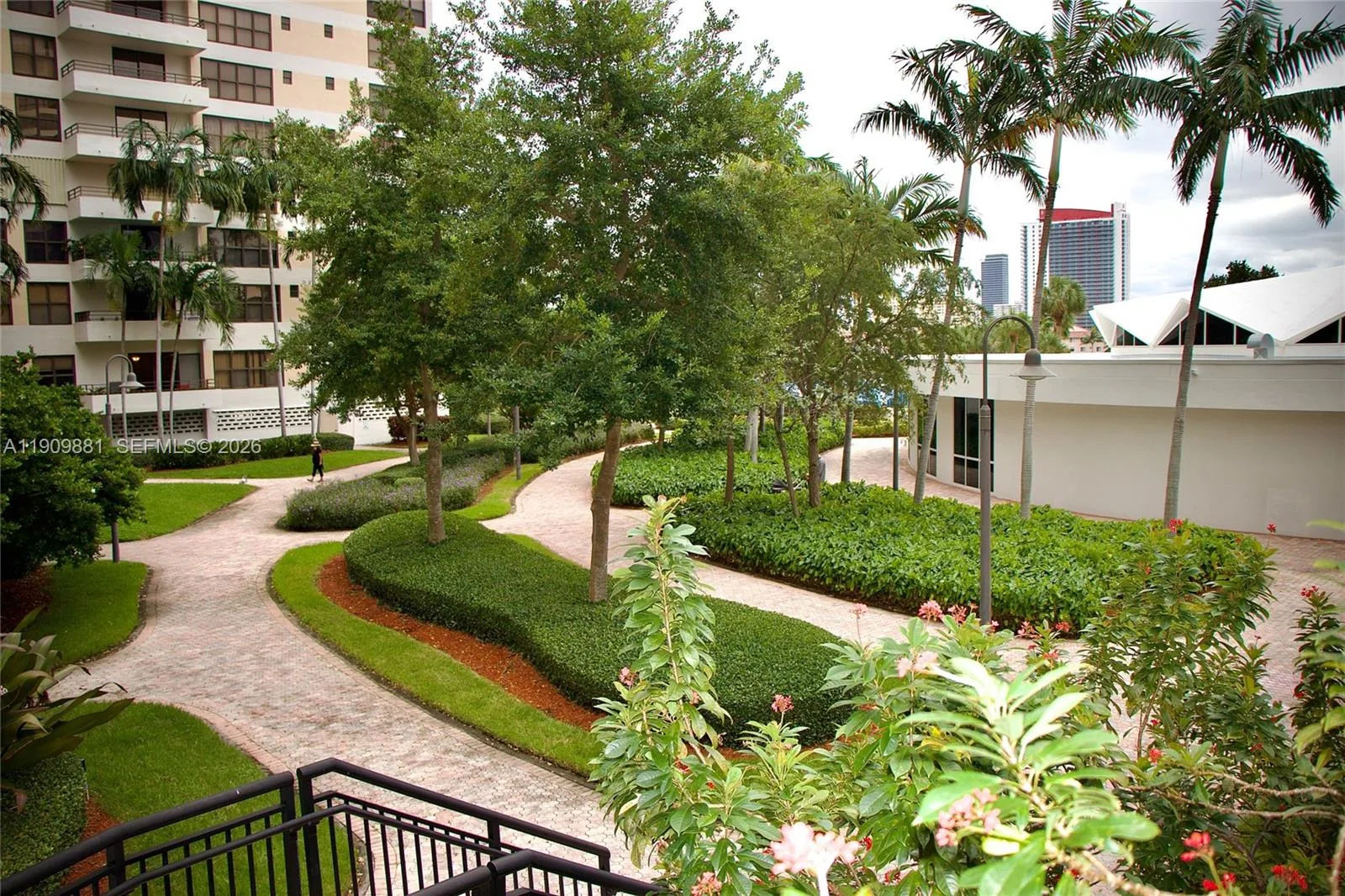 500 Three Islands Blvd # 920, Hallandale Beach, FL 33009 photo 3