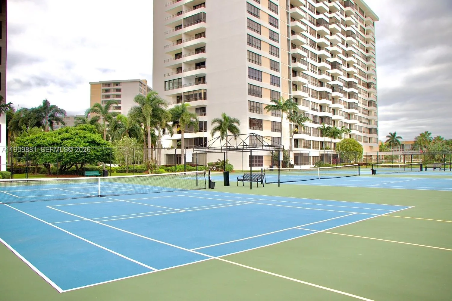 500 Three Islands Blvd # 920, Hallandale Beach, FL 33009 photo 4