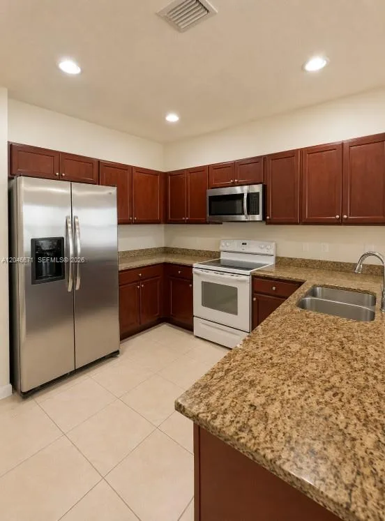 8879 SW 227th Ter, Cutler Bay, FL 33190 photo 4