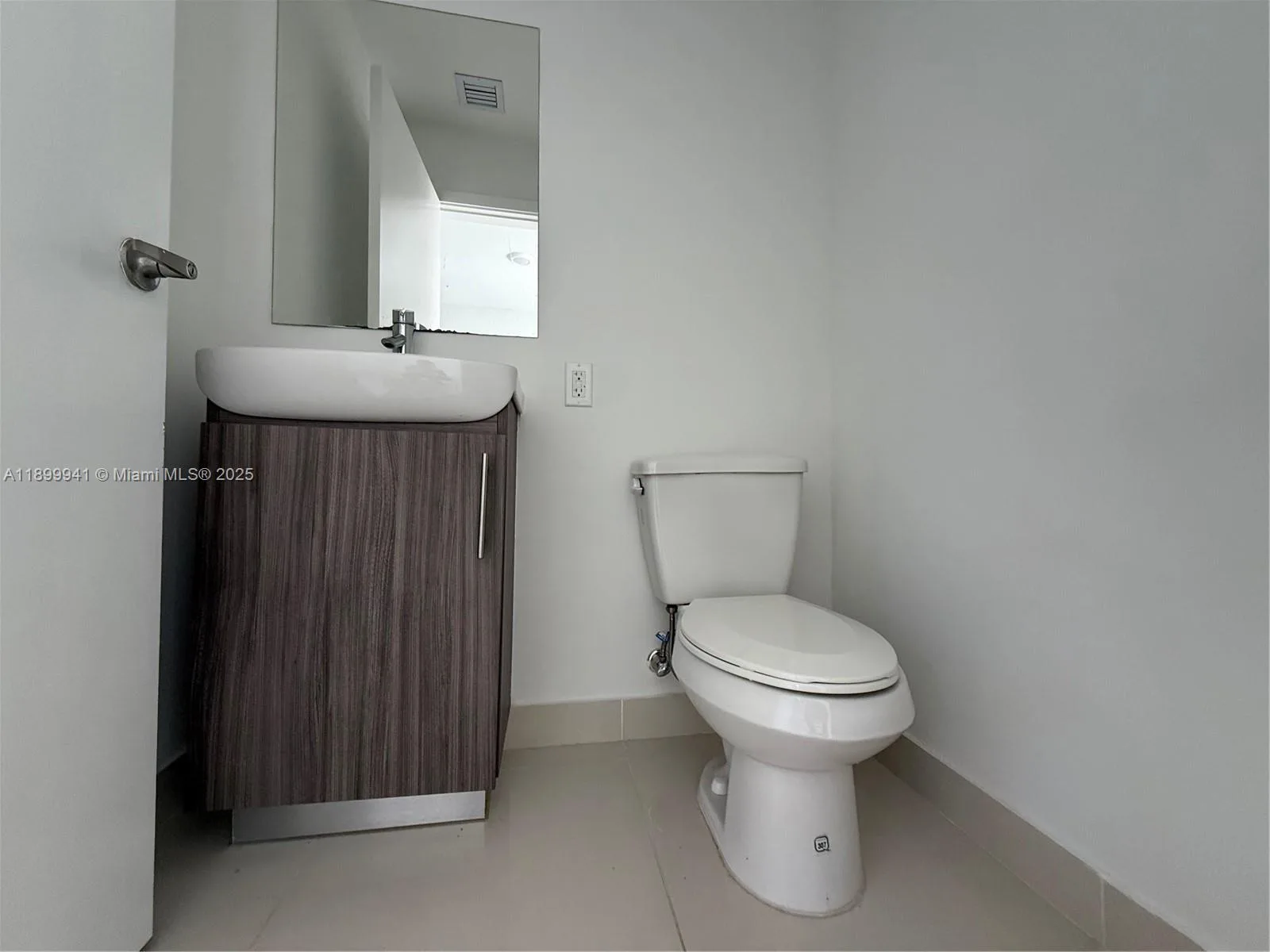 1159 NW 1st St, Florida City, FL 33034 photo 3