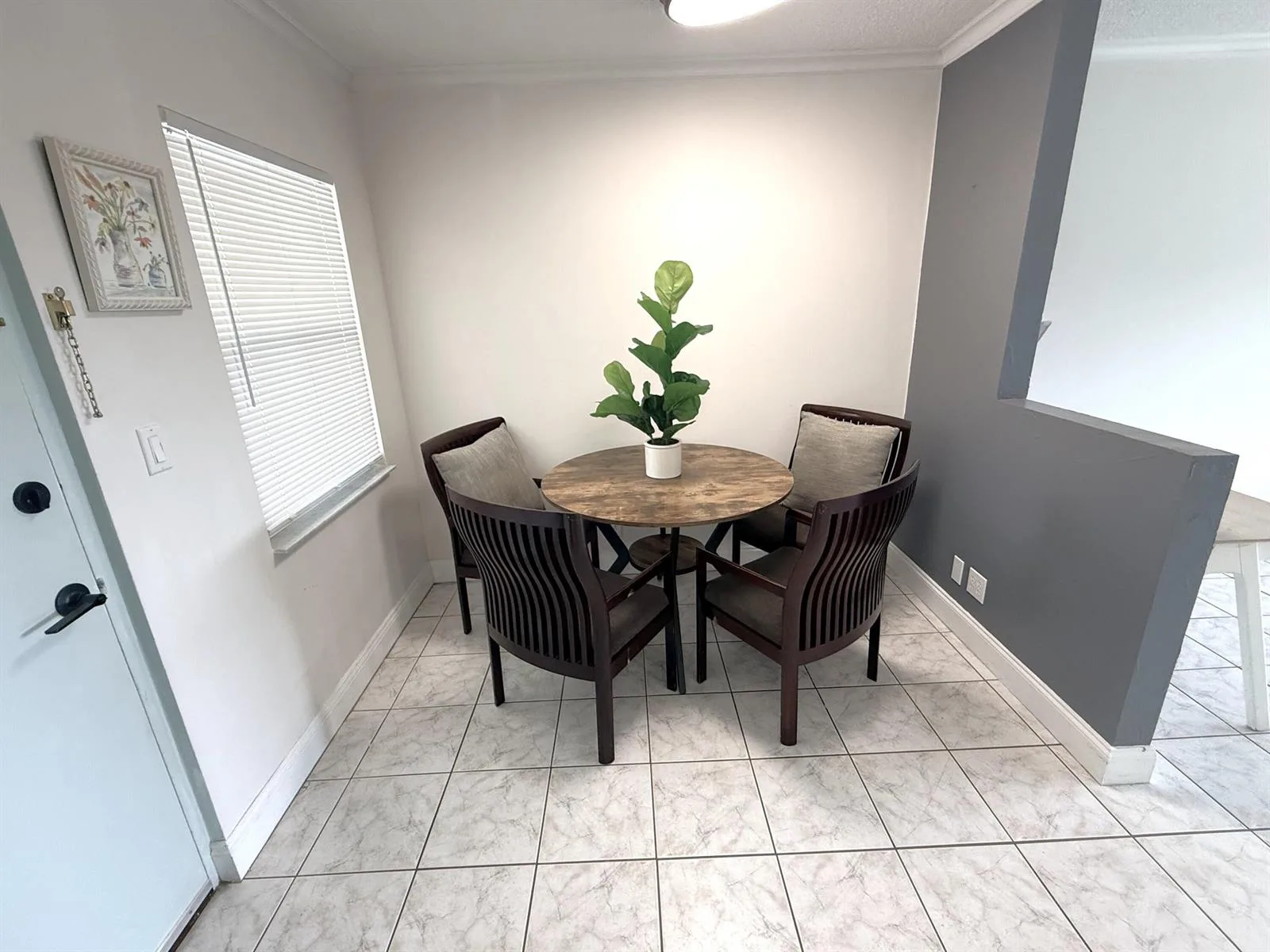 2555 NE 11TH Street # 303, Fort Lauderdale, FL 33304 photo 4