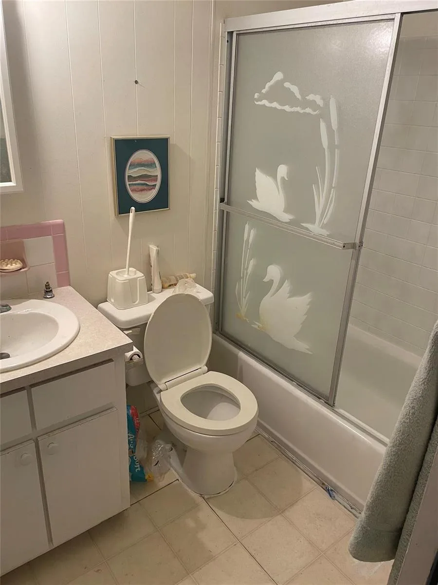 8581 SW 20th Place, Davie, FL 33324 photo 2