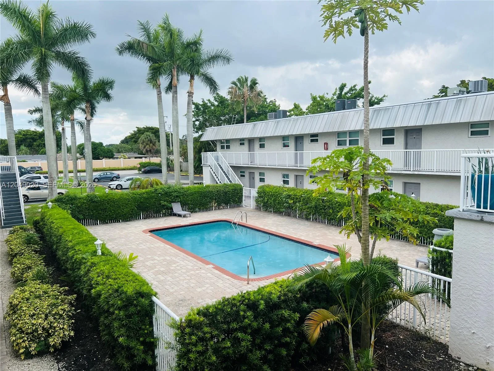 2050 NW 89th Ave # 208, Pembroke Pines, FL 33028