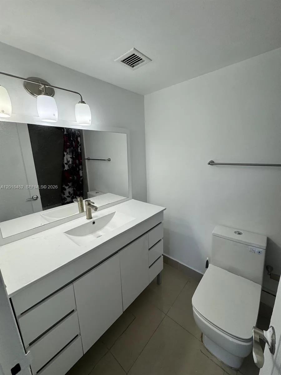 2020 NE 135th St # 303, North Miami, FL 33181 photo 10