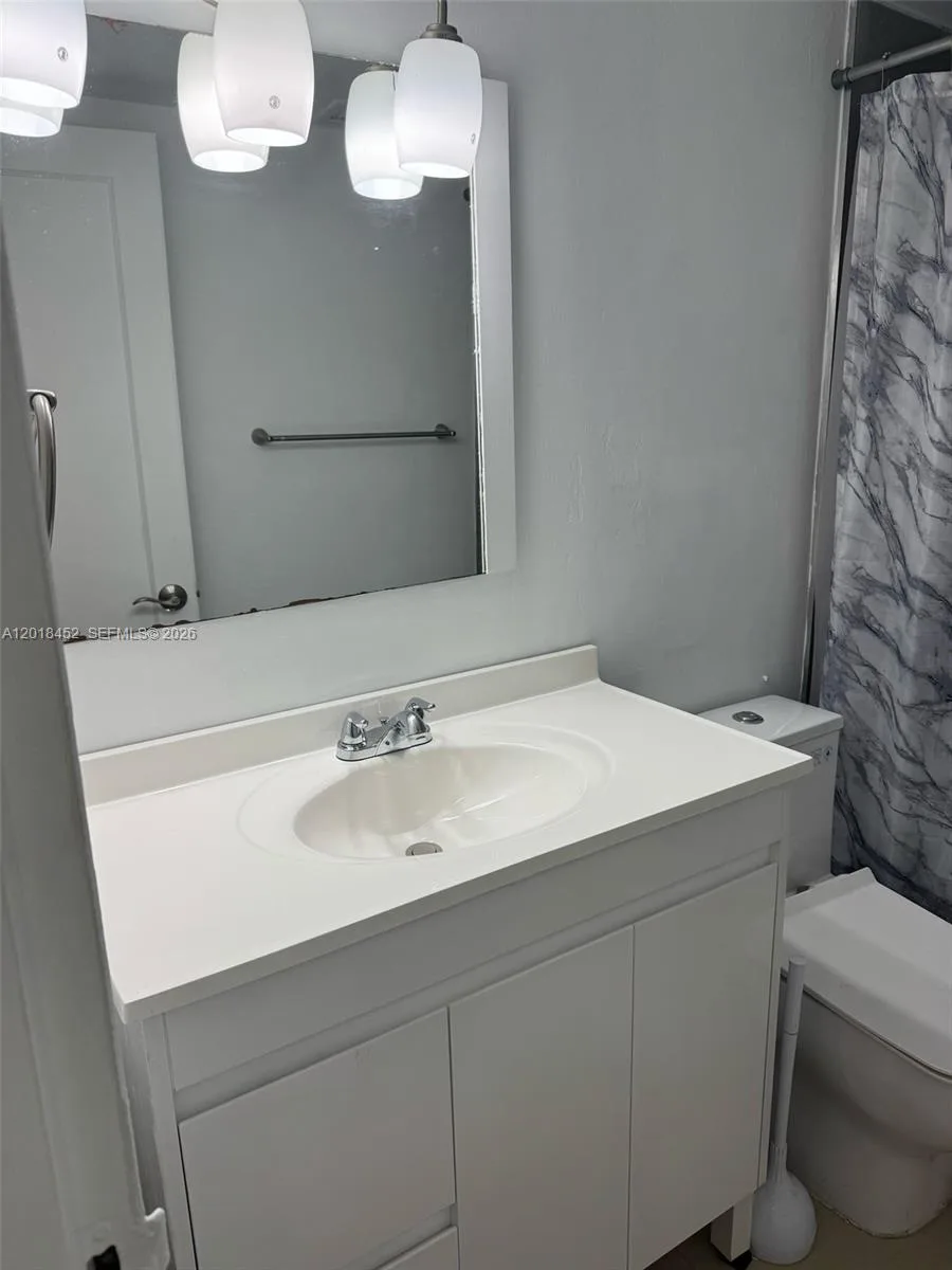 2020 NE 135th St # 303, North Miami, FL 33181 photo 11