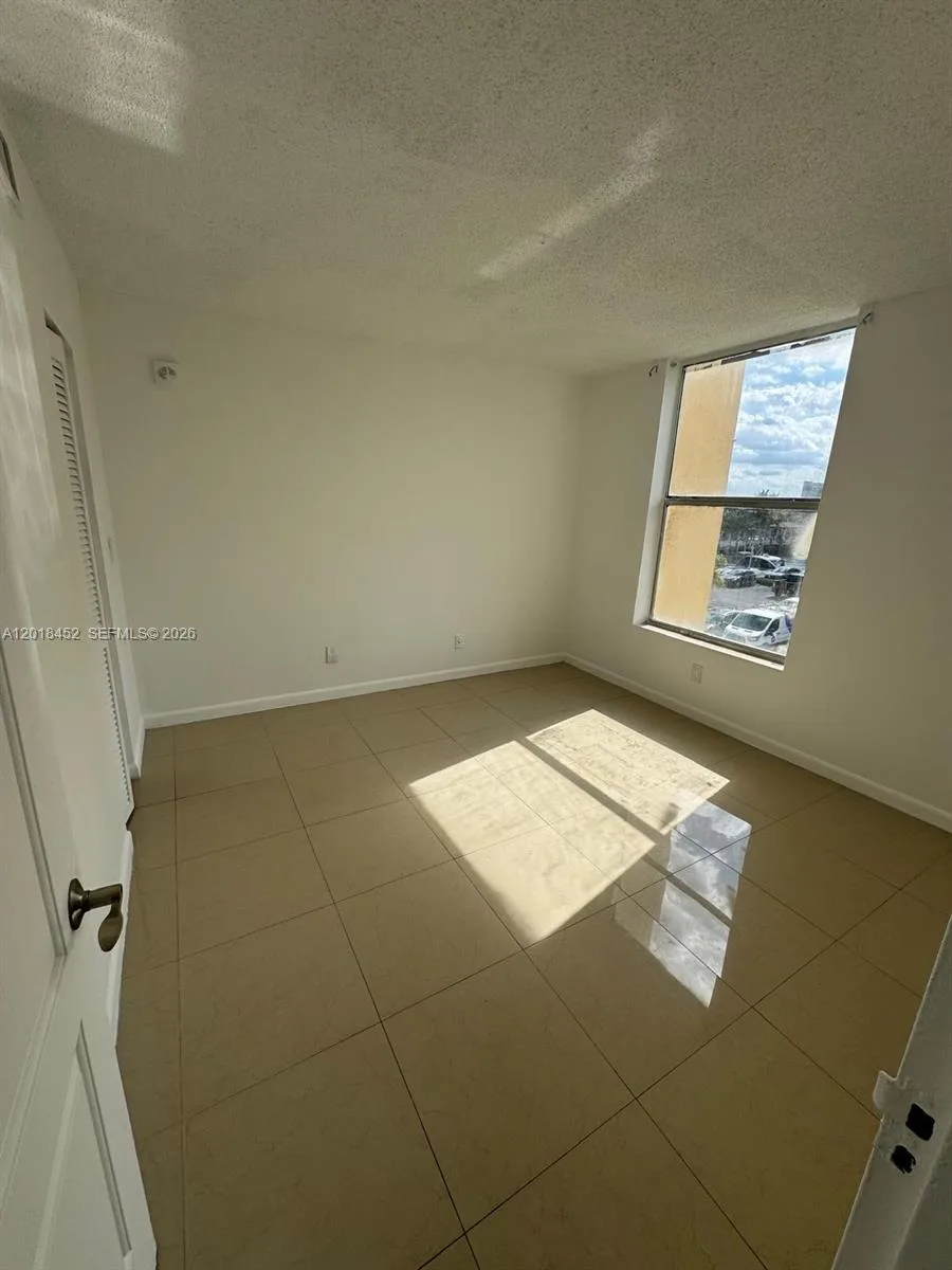 2020 NE 135th St # 303, North Miami, FL 33181 photo 7