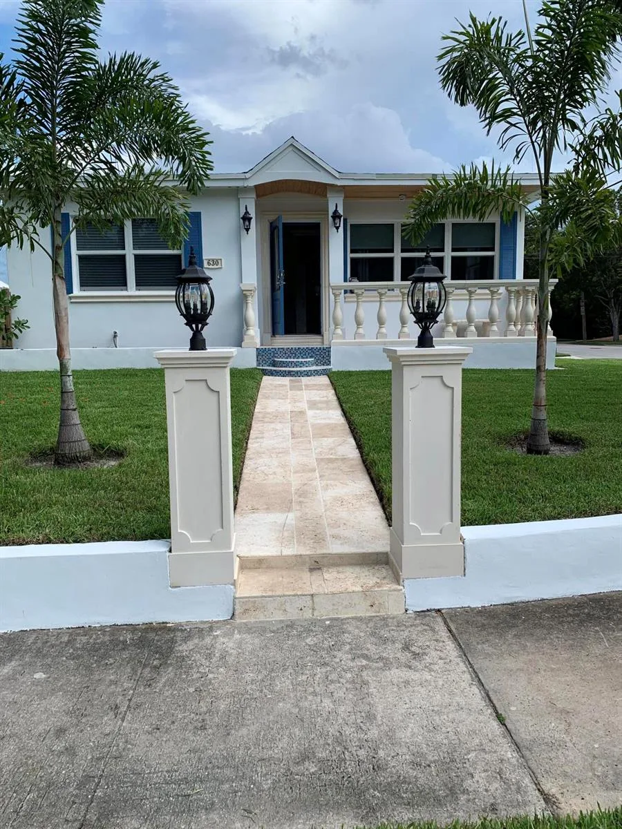 630 CLAREMORE Drive, West Palm Beach, FL 33401
