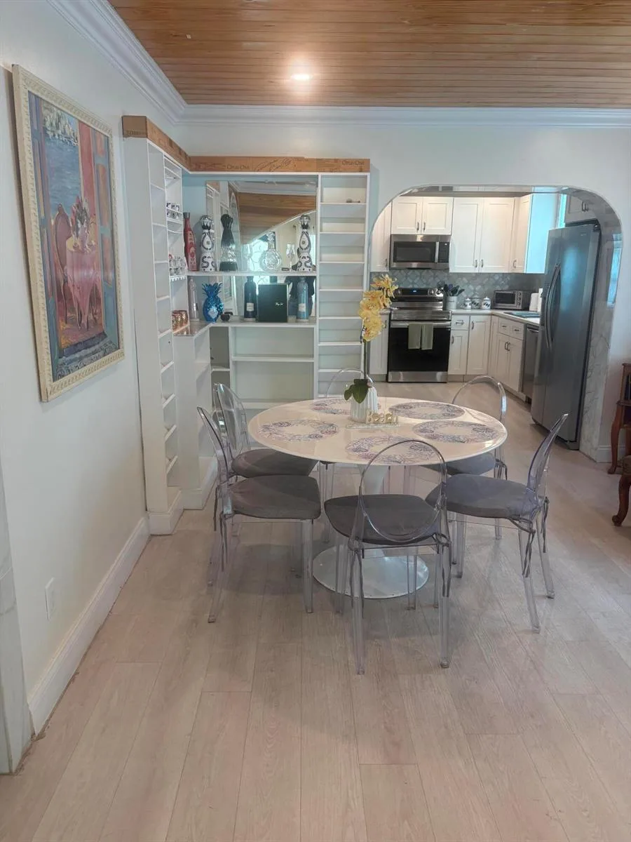 630 CLAREMORE Drive, West Palm Beach, FL 33401 photo 9