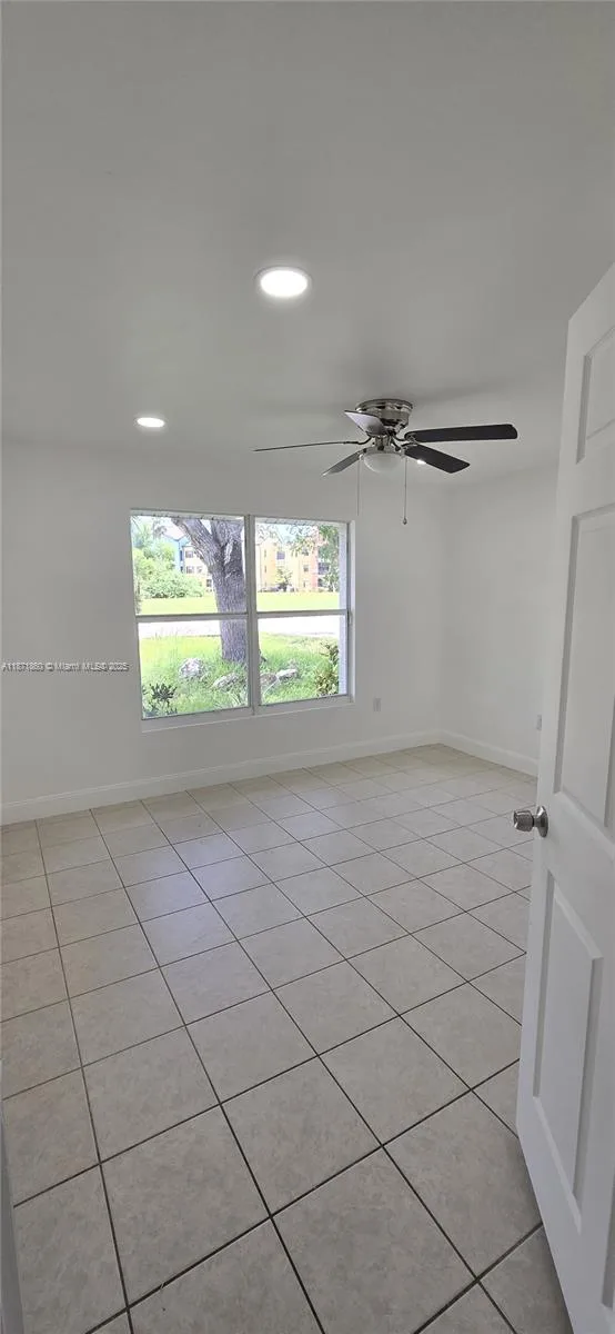 3719 Michigan Ave, Fort Myers, FL 33916 photo 2