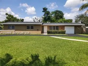 9401 SW 181st St, Palmetto Bay, FL 33157