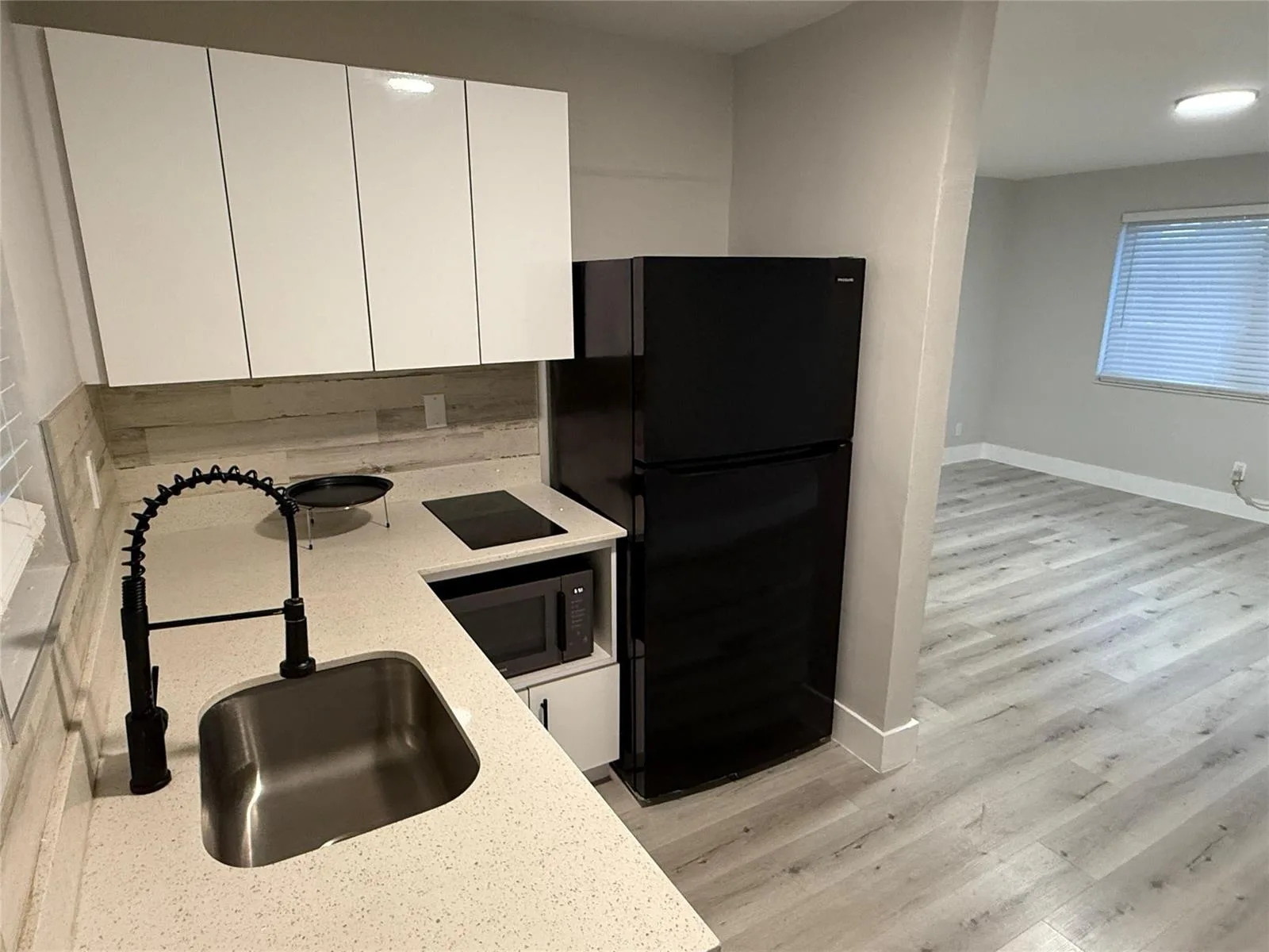 720 NE 7th Street # 2a, Hallandale Beach, FL 33009 photo 3