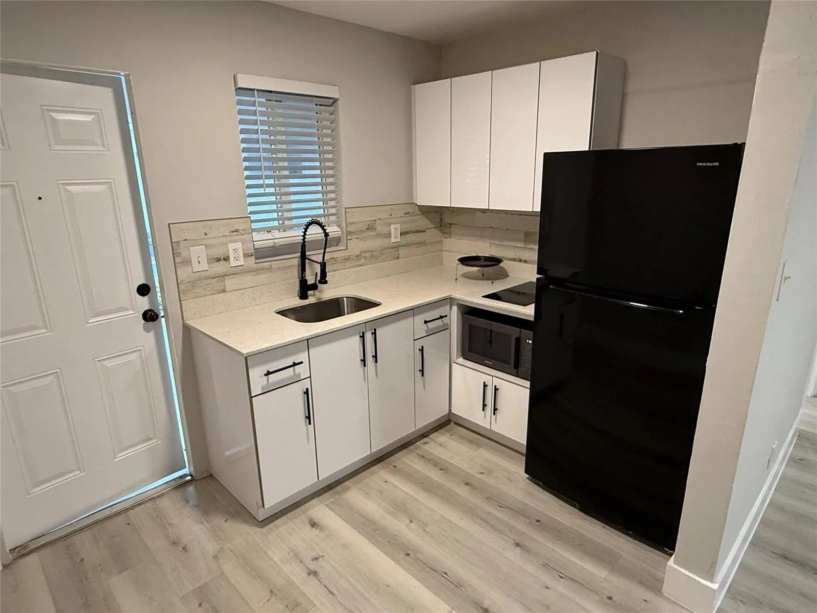 720 NE 7th Street # 2a, Hallandale Beach, FL 33009 photo 5