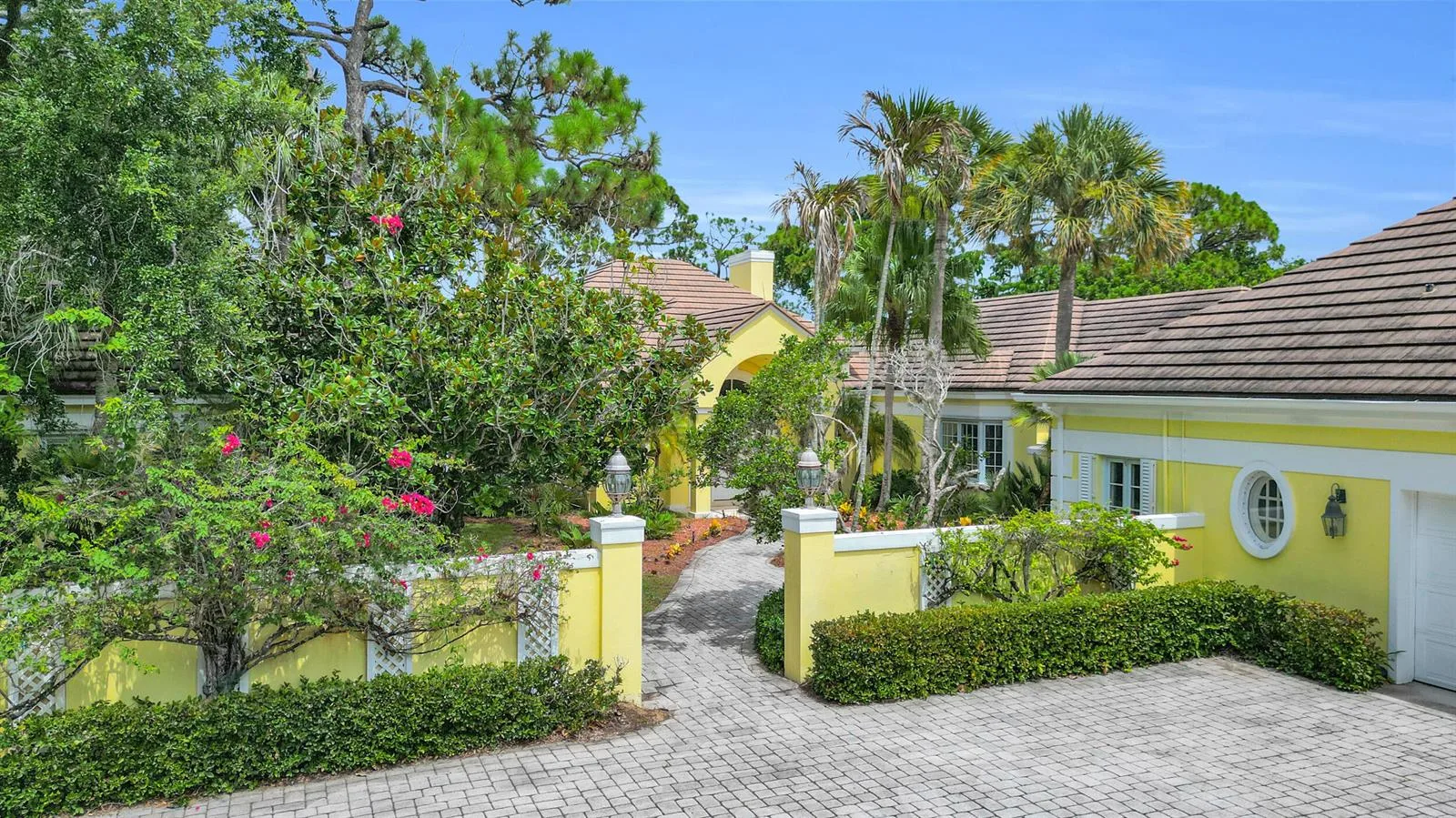 7107 SE Golfhouse Drive, Hobe Sound, FL 33455