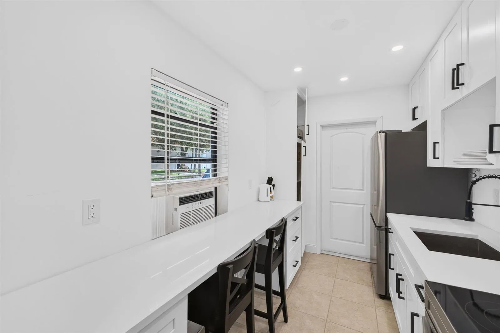 2101 SE 4TH Avenue, Fort Lauderdale, FL 33316 photo 6