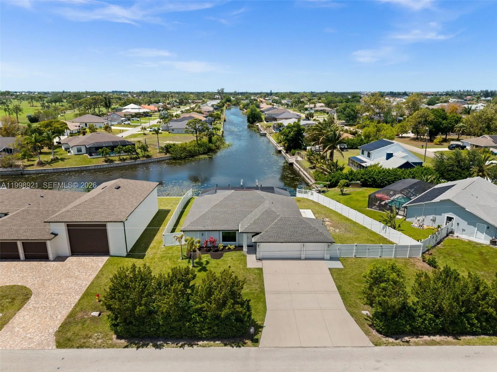 1808 SW 8th Place, Cape Coral, FL 33991