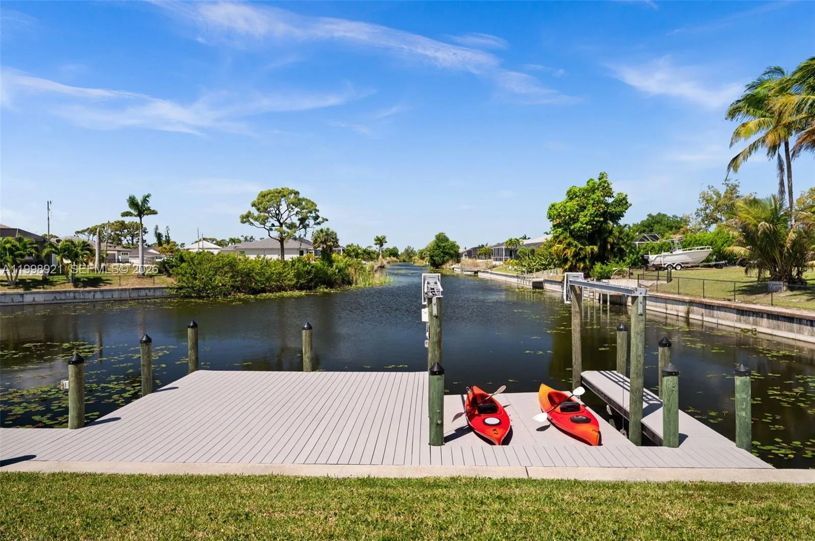 1808 SW 8th Place, Cape Coral, FL 33991 photo 2
