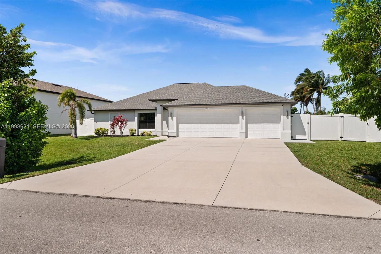 1808 SW 8th Place, Cape Coral, FL 33991 photo 4