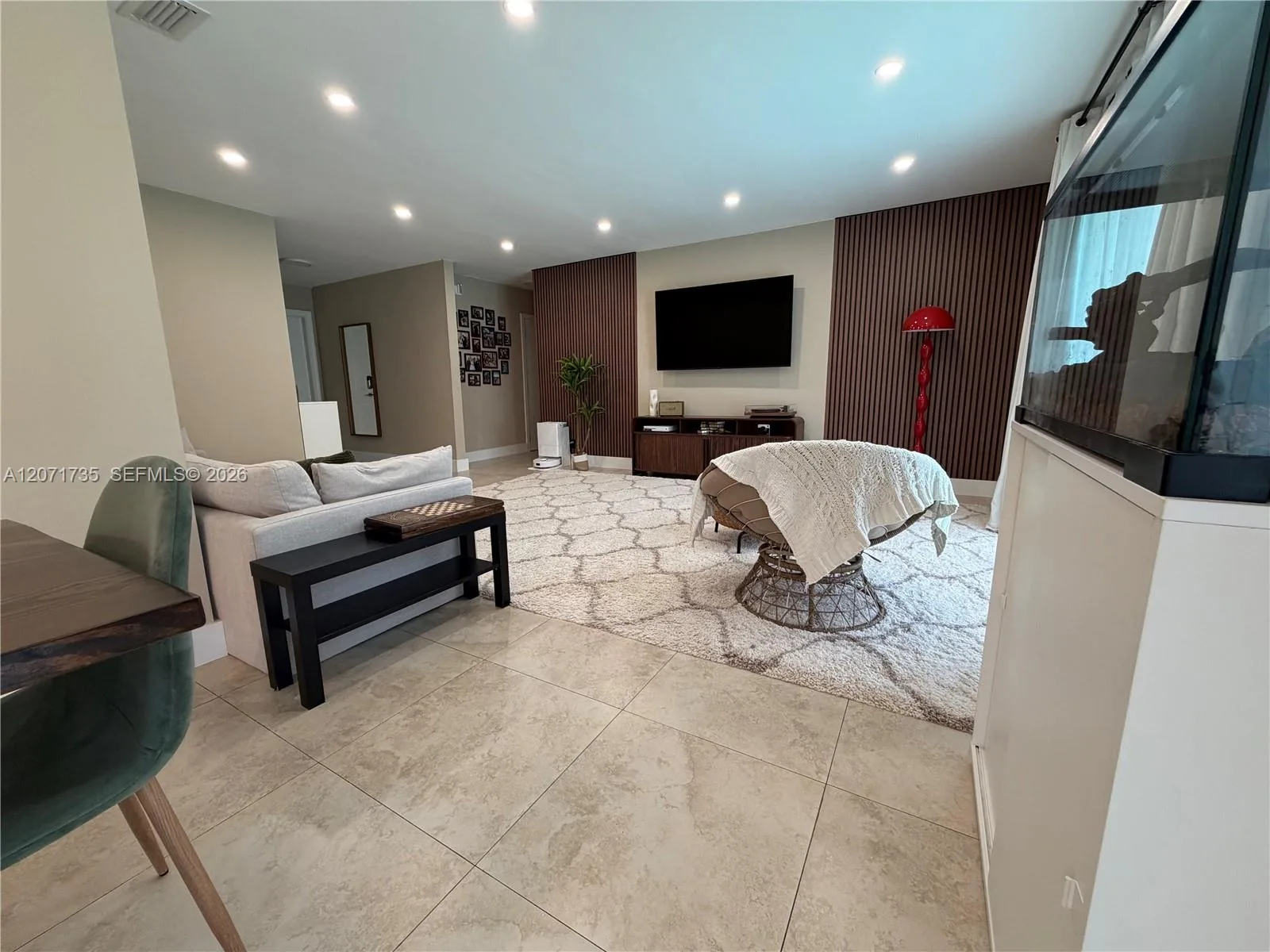 8203 NW 37th St, Coral Springs, FL 33065 photo 3