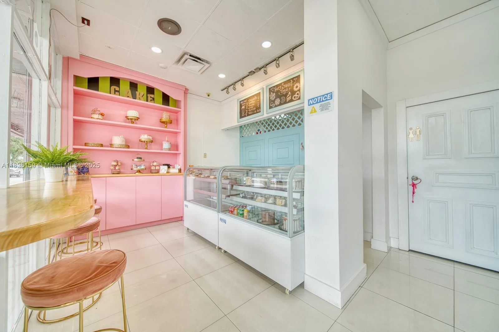 Bakery & Cafe For Sale On Bird Road, Miami, FL 33175 photo 3