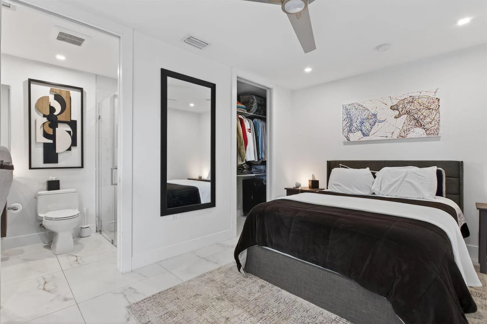 1044 N VICTORIA PARK Road, Fort Lauderdale, FL 33304 — zdjęcie 4