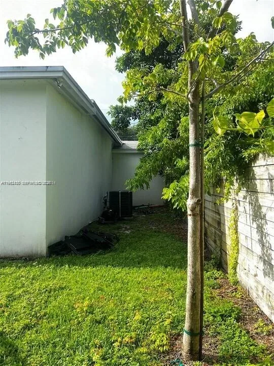 15 NW 52nd St, Miami, FL 33127 photo 5