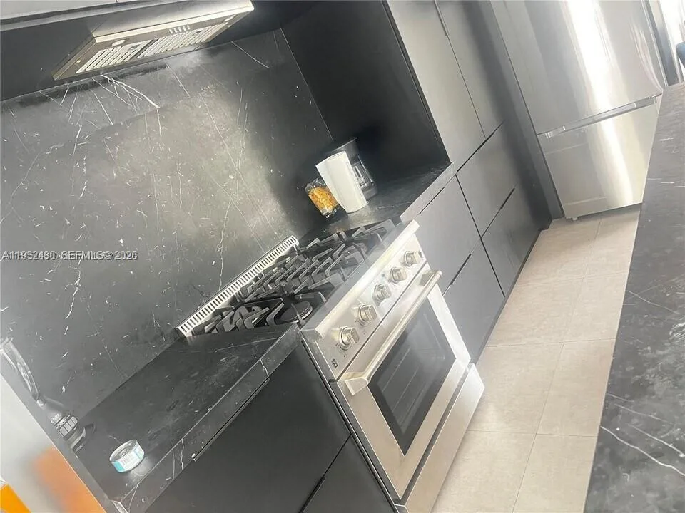 15 NW 52nd St, Miami, FL 33127 photo 8