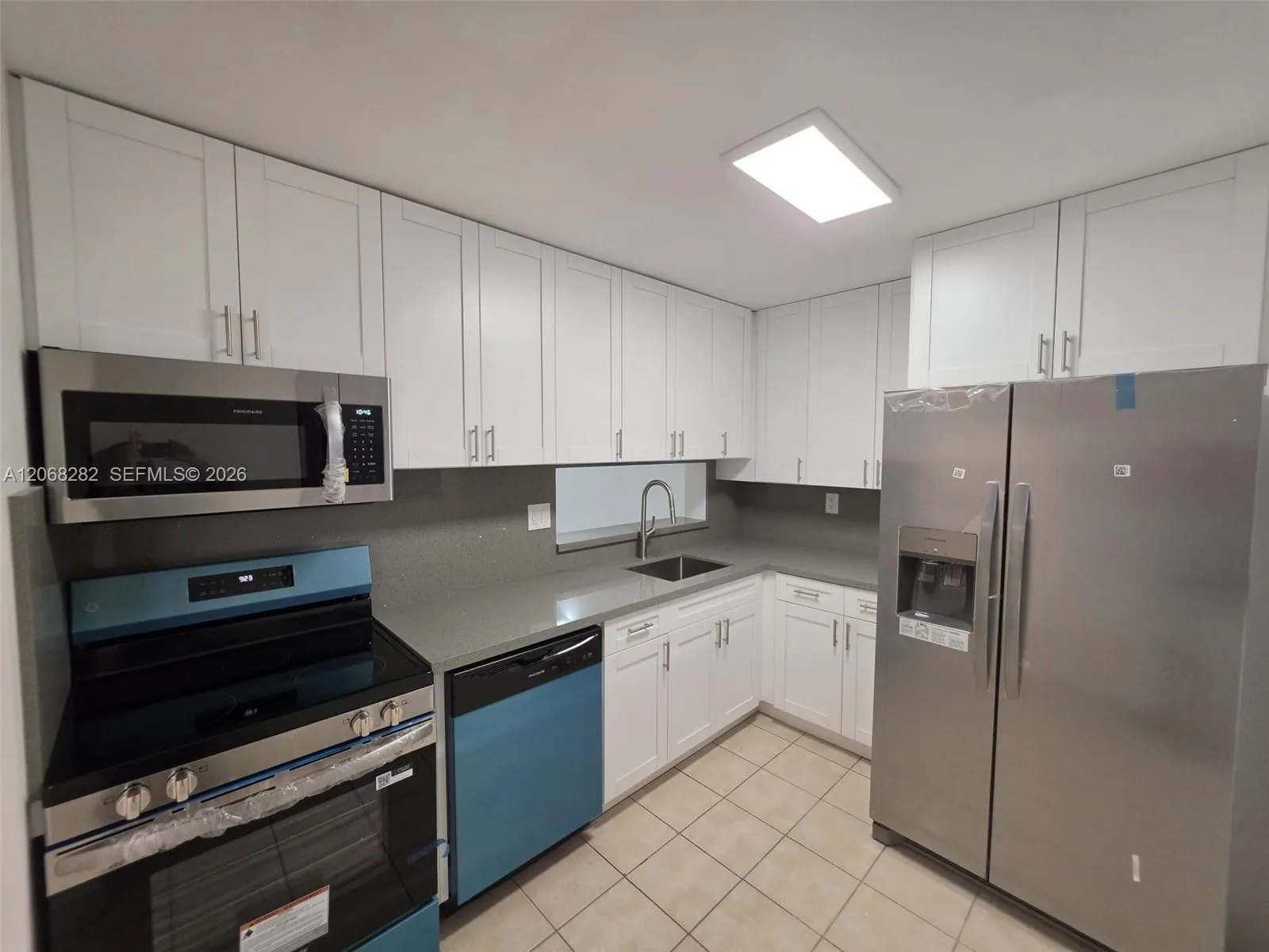 8400 SW 133rd Ave Rd # 208, Miami, FL 33183