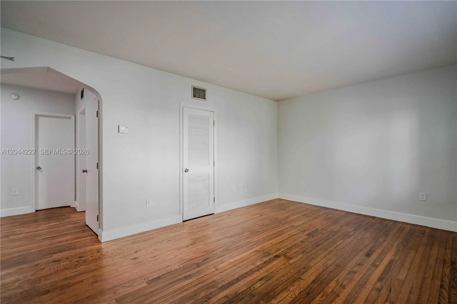 1011 Bay Dr # 106, Miami Beach, FL 33141 photo 3