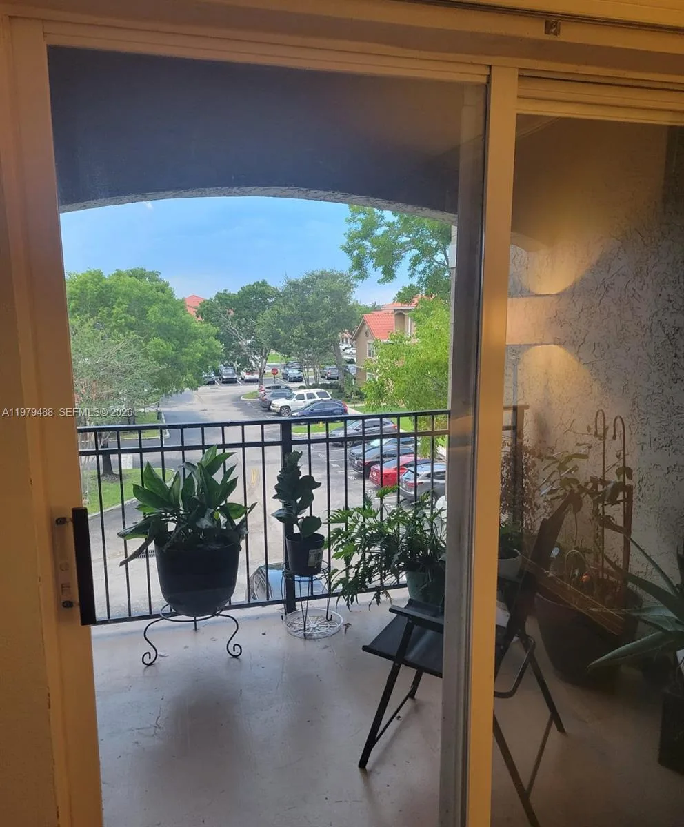 11700 SW 2 # 13307, Pembroke Pines, FL 33025 photo 3