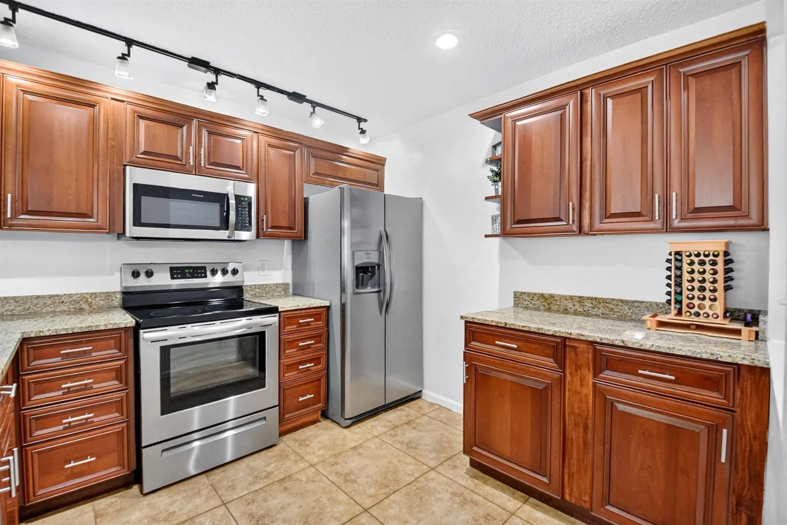 1633 Woodbridge Lakes Circle # 1633, West Palm Beach, FL 33406 photo 13