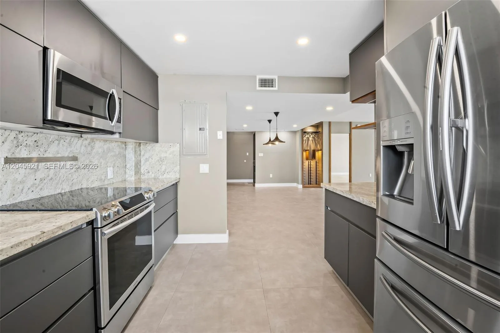 2801 NE 183rd St # 1801W, Aventura, FL 33160 photo 11
