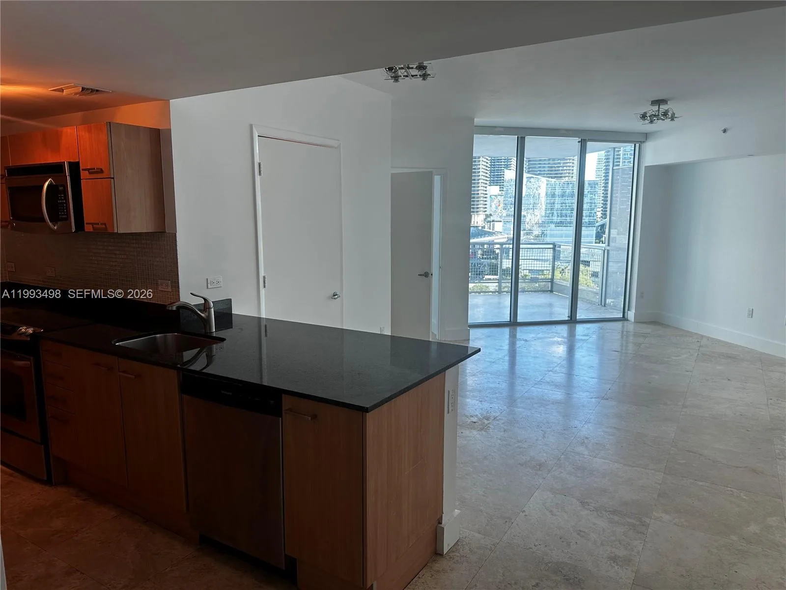 350 S Miami Ave # 1704, Miami, FL 33130 photo 4